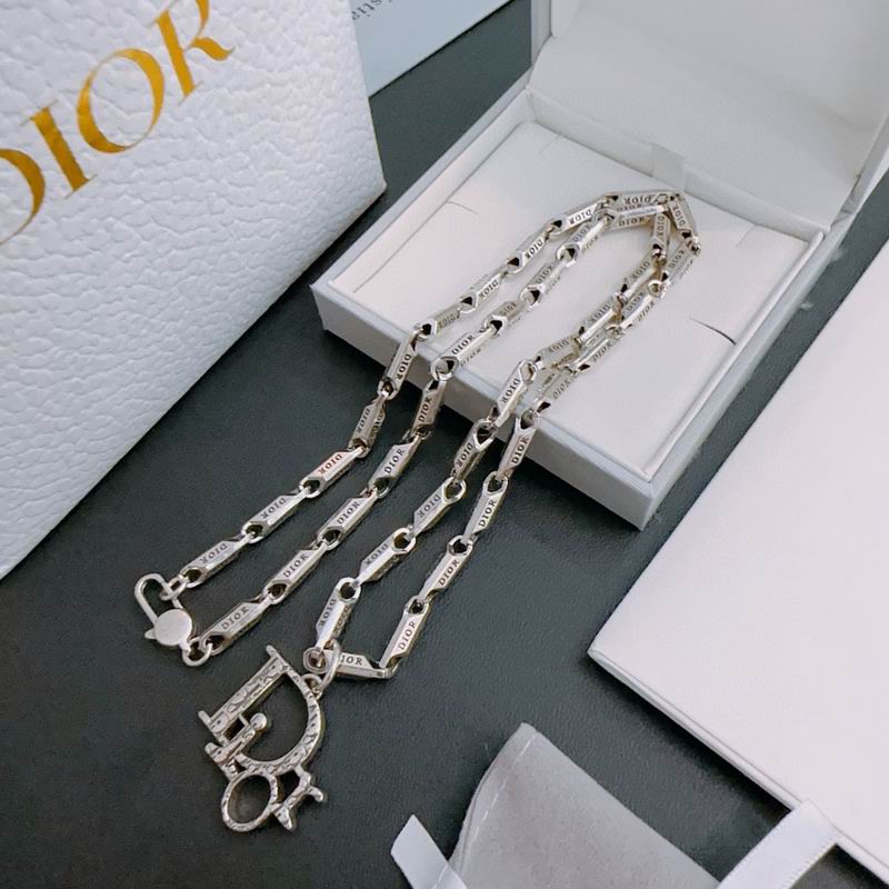 Dior Necklace 03lyh268